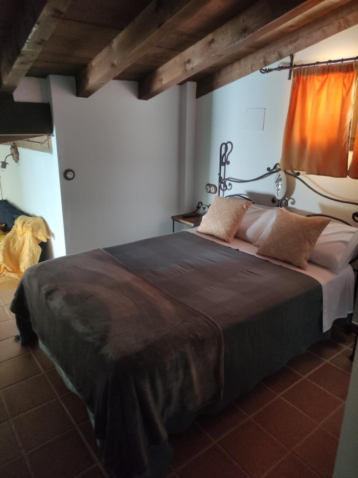 Apartmán La Casa De La Abuela Amalia Arenas de San Pedro Exteriér fotografie